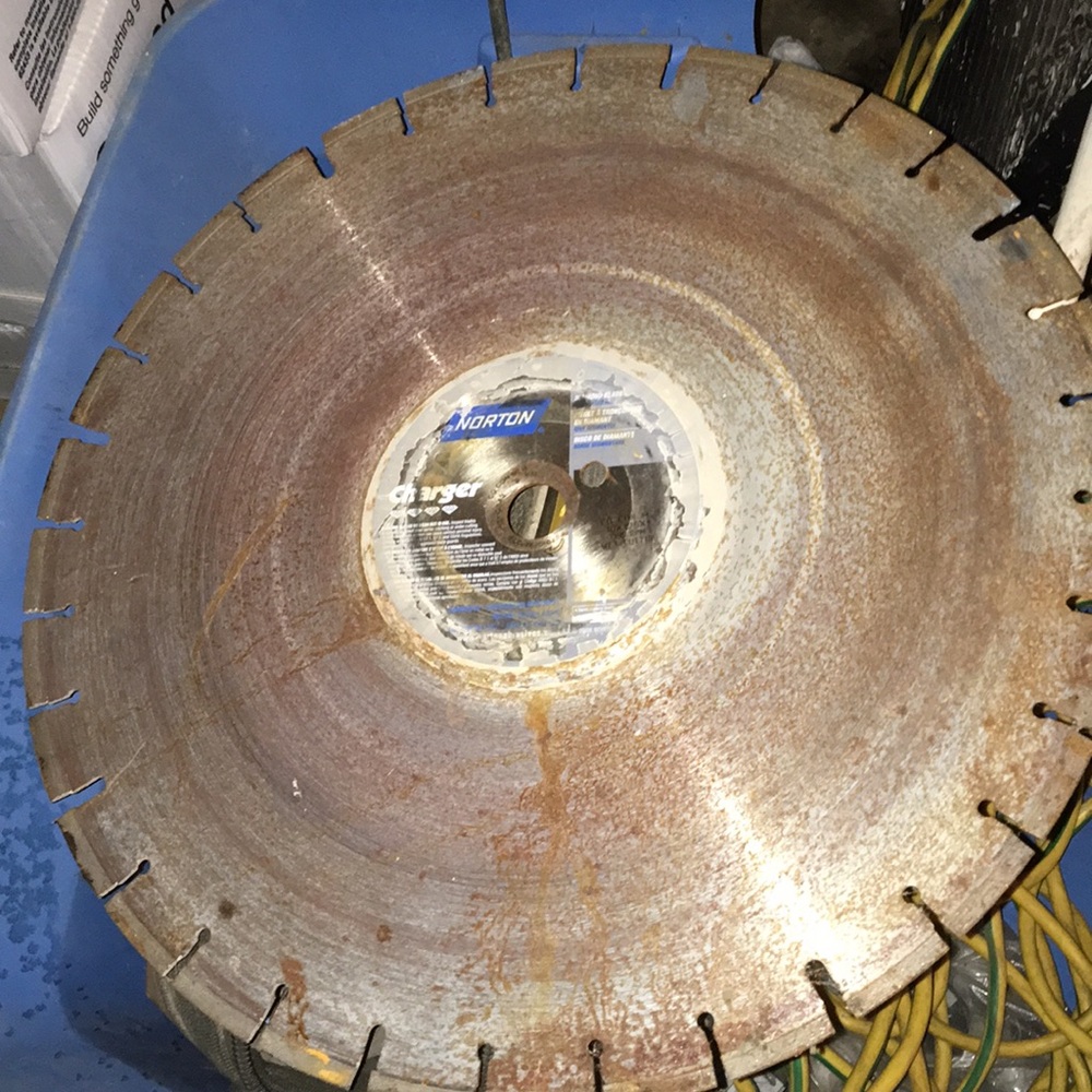 Norton concrete floor cutting blade